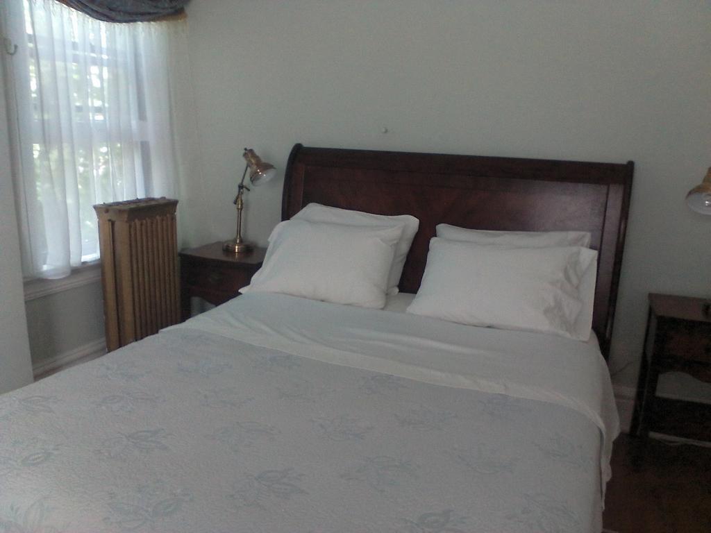 A Kingston Bed & Breakfast Экстерьер фото