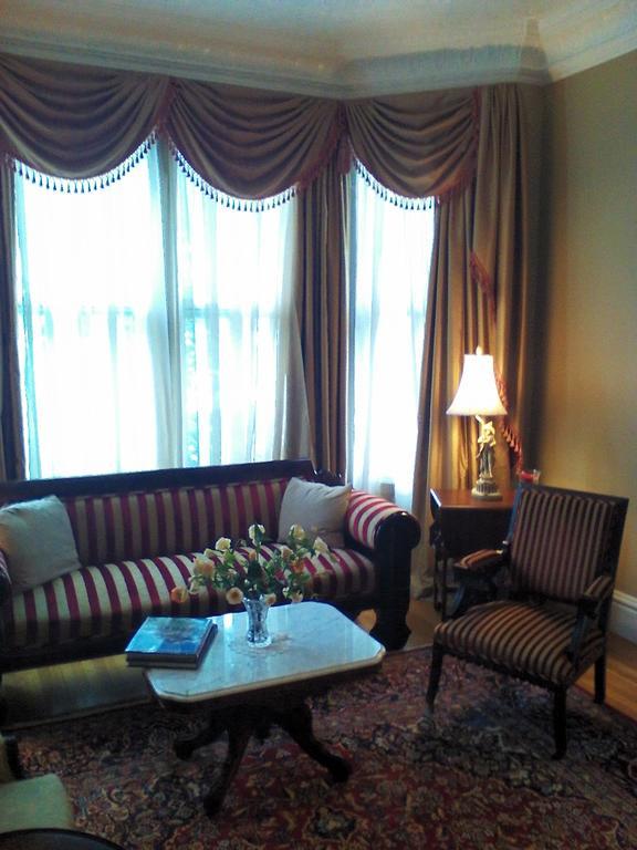 A Kingston Bed & Breakfast Экстерьер фото